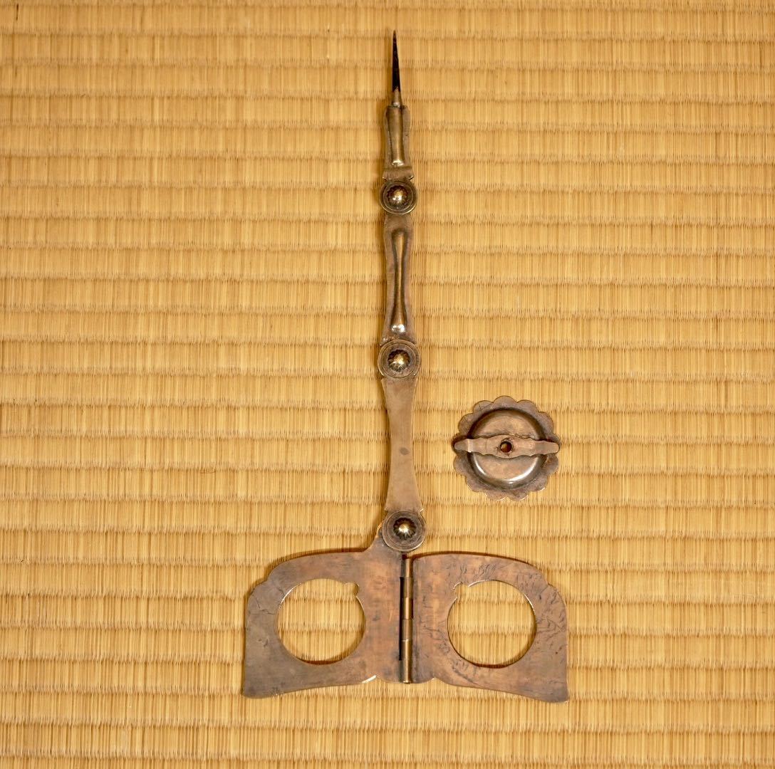 閑江戸末期 銅製 懐中燭台 - 携帯用の蝋燭台☆希少品☆歴史 折りたたみ 