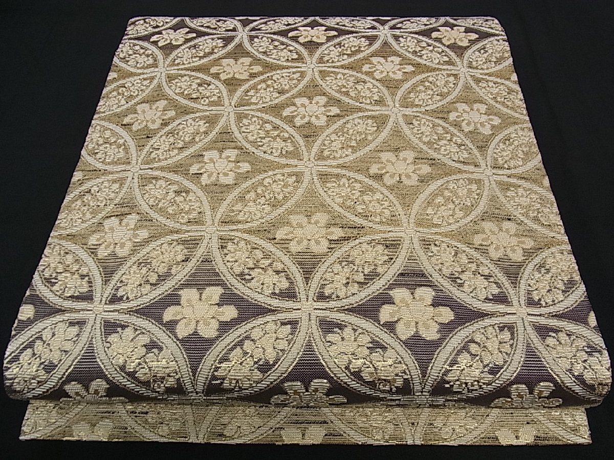平和屋着物 両面 全通柄袋帯 白珠 繍金紬 逸品 ap779(仕立て