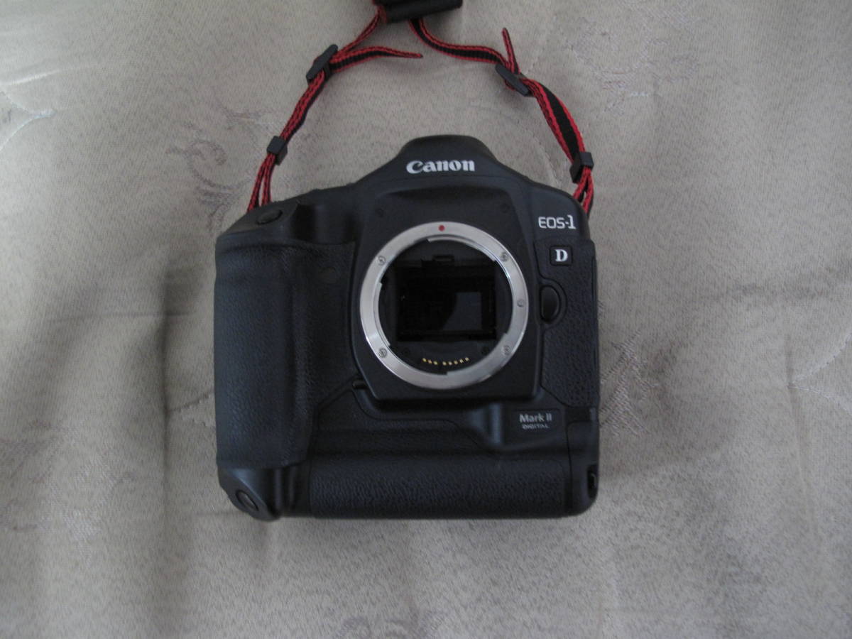 Canon Mark II 1D EOS-1D Digital - EOS Camera | Review SLR 