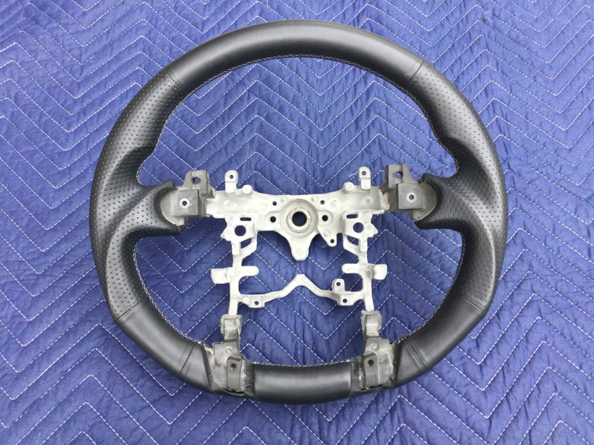  プリウス ZVW30 ZVW40 アクア real ステアリング プレミアムモデル シルバーブルーステッチ 擦れ極小 オールレザー(ステアリング、ハンドル本体)｜売買されたオークション情報、yahooの商品情報 トヨタ用