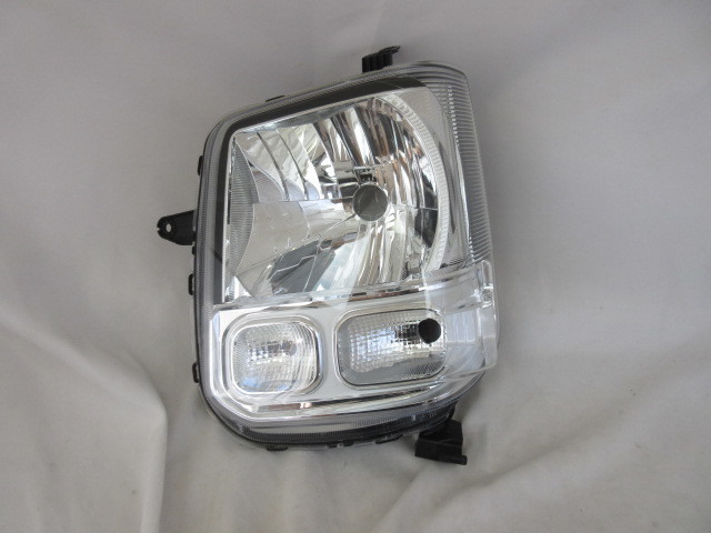 ☆スズキ エブリィ DA17V 右ヘッドライト ヘッドランプ ハロゲン