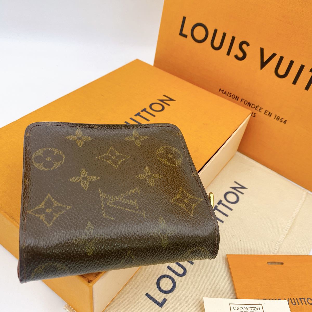 A1015【美品】LOUIS VUITTON ルイヴィトン モノグラム コンパクト 