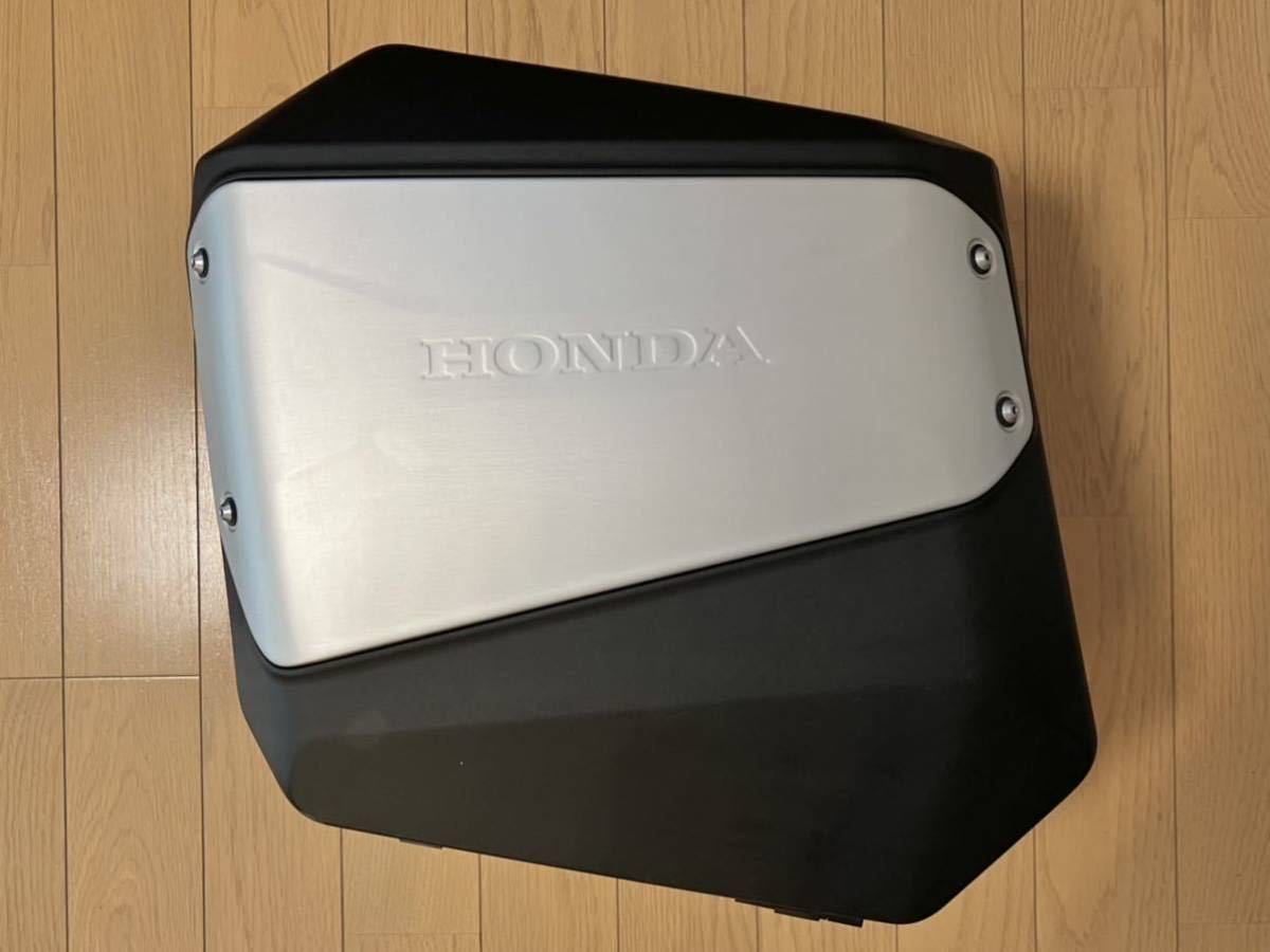 HONDA X-ADVパニアケース アルミパニアケースパネル 左右セット キー