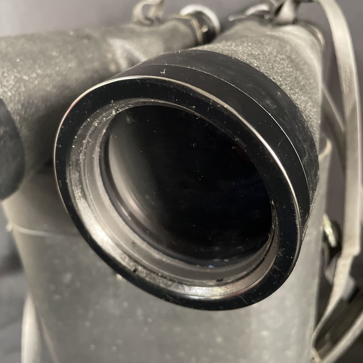 【お買い得，新品】 大口径！ 双眼鏡　ニコン ポロプリズム式　Nikon 10x70 5.1°　10倍 70口径　ケース付！