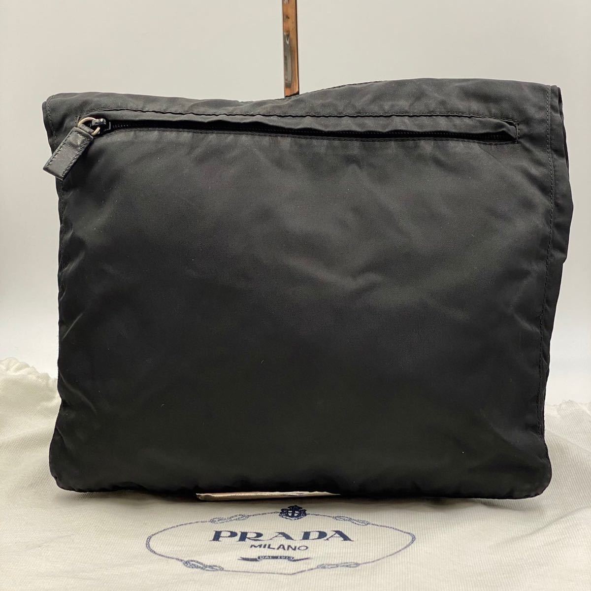 美品✨PRADAショルダーバッグ サコッシュ テスートナイロン 三角