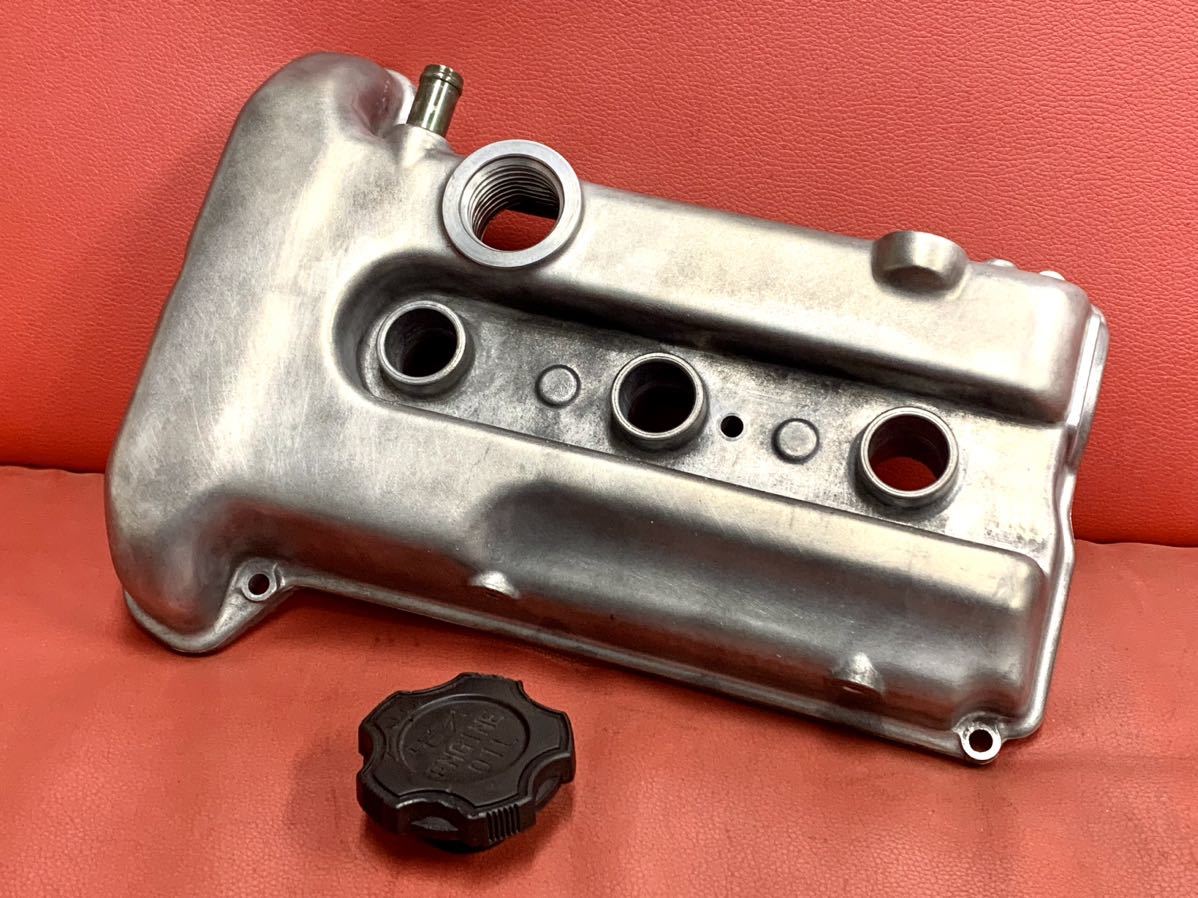 ジムニー タペットカバー ヘッドカバー JA22W K6A JA22 ja22 エンジン ジムニー タペットカバー ヘッドカバー JA22W K6A JA22 ja22 エンジン
