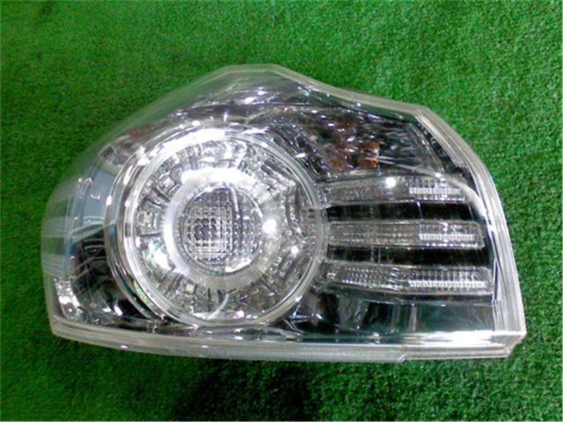 トヨタ 純正 ブレイド 《 AZE156H 》 左テールランプ P70600-22006608