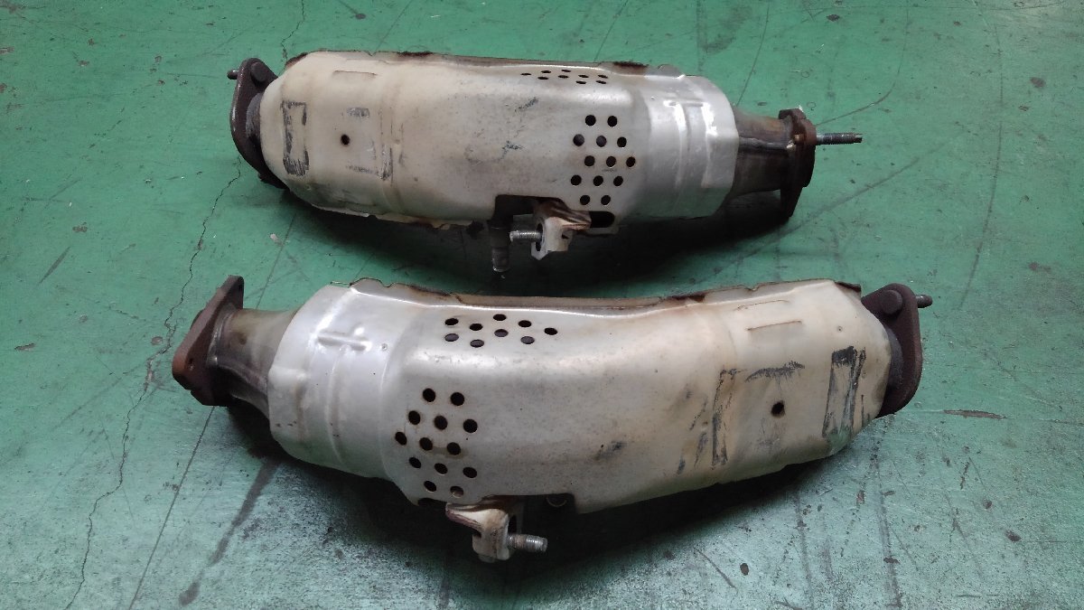 Y51フーガ　純正触媒 Y51フーガ純正触媒