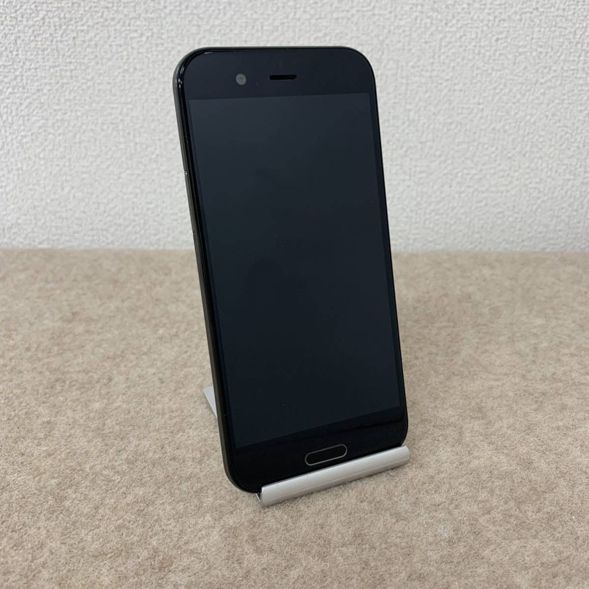 R AQUOS SHV39 au マーキュリーブラック 本体 ブラック SHARP 利用制限 ムスビー｜SIMフリーAQUOS 公式通販 SIMフリー - | マーキュリー Electronics
