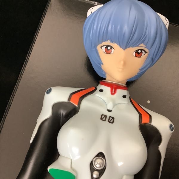 綾波レイ 1&frasl;4 新世紀エヴァンゲリオン 1円〜 セガ - 新世紀 海洋堂 ソフビ Yahoo!オークション ガレージ 1円～ エヴァ」レイ、アスカが1&frasl;7スケールフィギュアになって登場 初回特典付 初回特典 90年代に発売の全高約43cmの「綾波レイ」ソフビが復刻