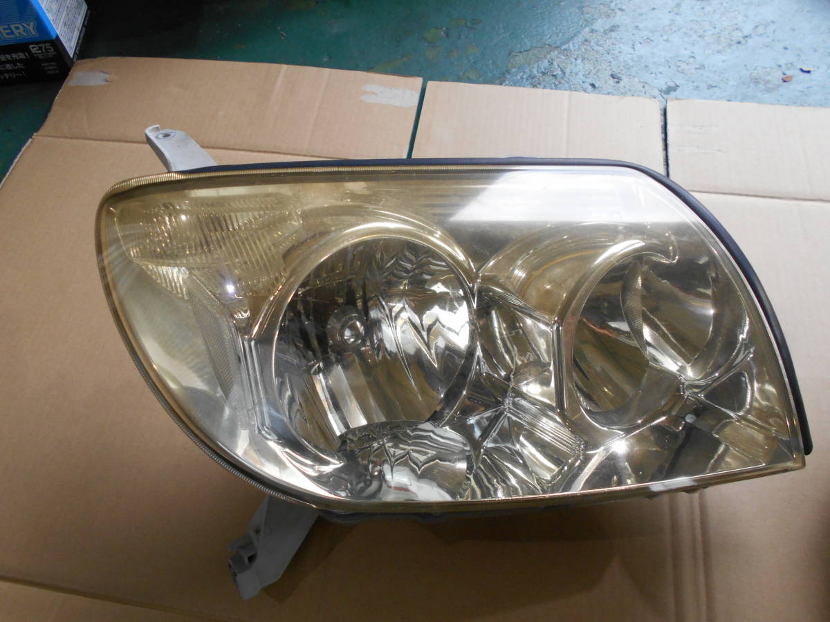 ハイラックスサーフ 0 ヘッド 後期 トヨタ TRN215Wの中古車を探すなら 