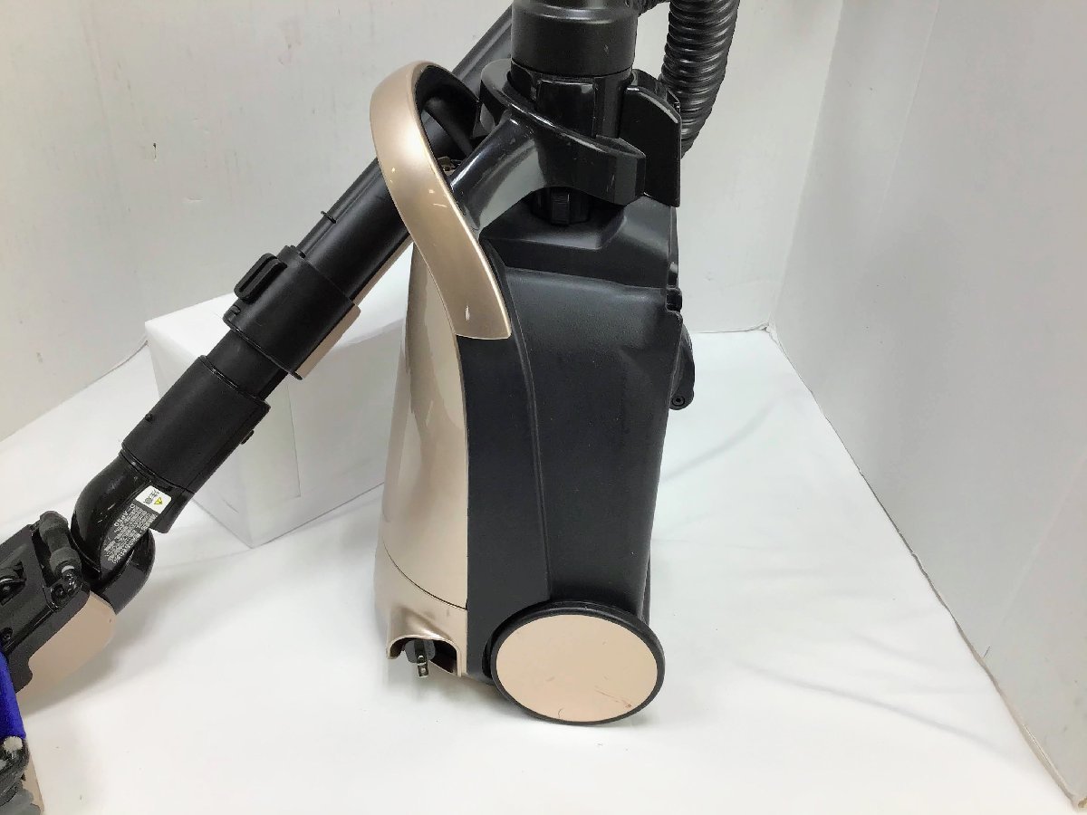 大人気 HITACHI 日立 日本製 掃除機 紙パック式 CV-PE700 日立