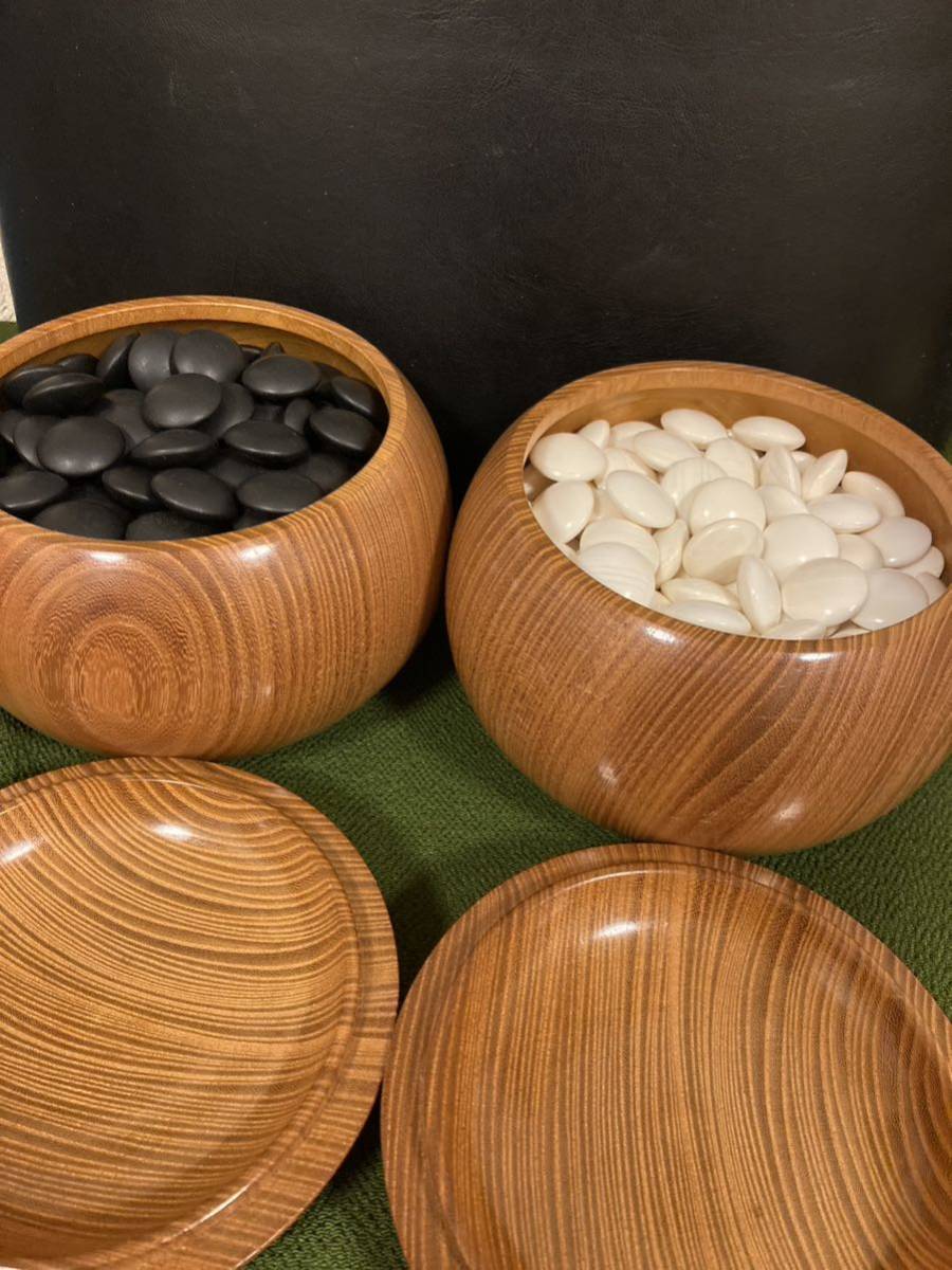 限定SALE，新品 碁石３5号 欅超特大碁笥 約15cm 那智黒180個 白本蛤183個 白10.0mm 黒10.30mm(囲碁)｜売買されたオークション情報、yahooの商品情報をアーカイブ公開 - オークファン 囲碁