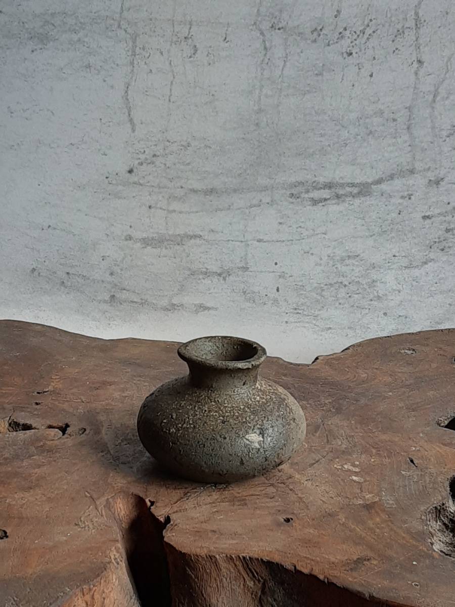 新羅焼締小壺 陶質土器 須恵器（新羅） 【公式通販】