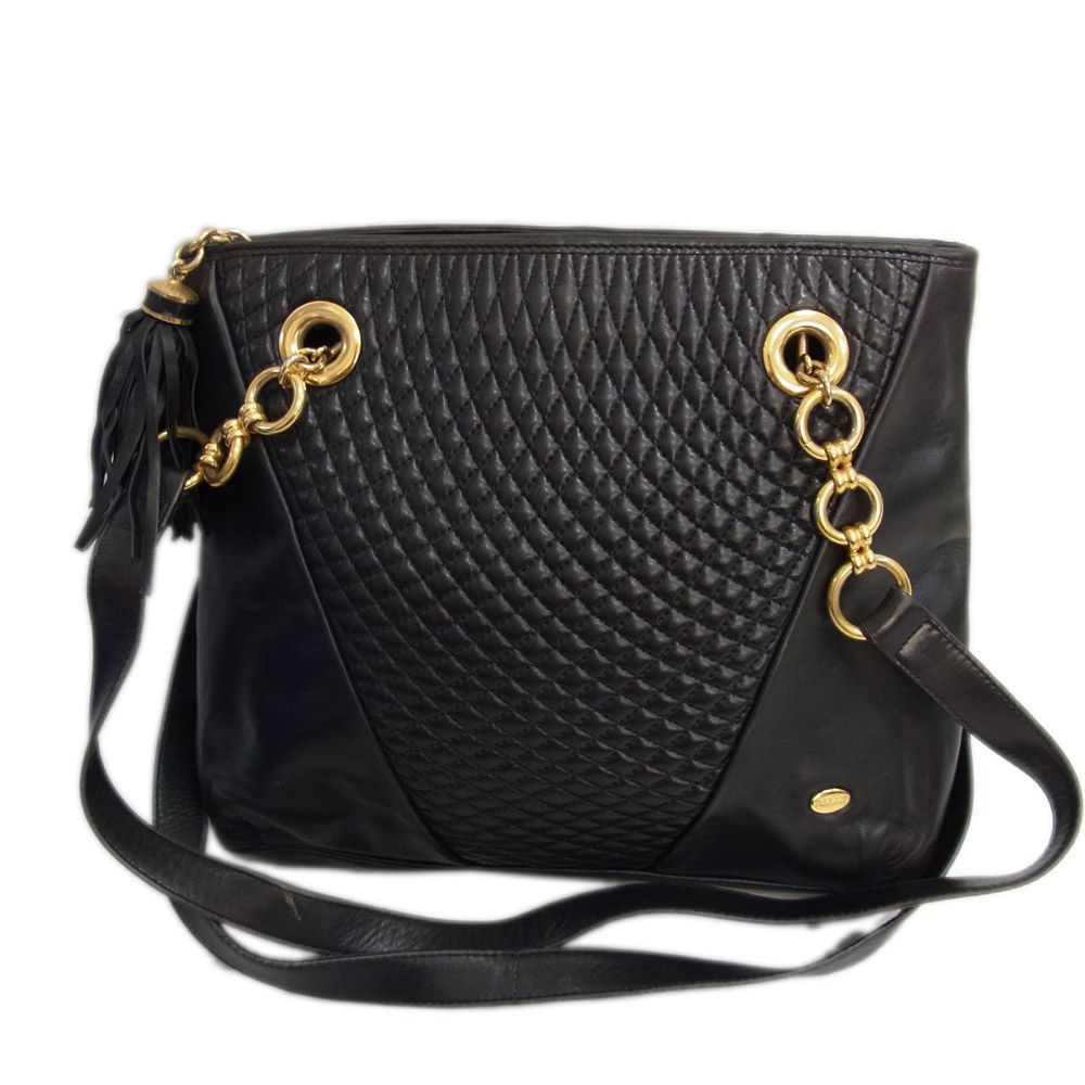 BALLY バリー BALLY バリー キルティング レザー Ballyのフリマアイテム一覧 ショルダーバッグ チェーンショルダーバッグ チェーン ショルダーバッグ 希少スイス製 キルティングレザーチェーン ヴィンテージ 良品 BALLY ショルダーバッグ チェーン