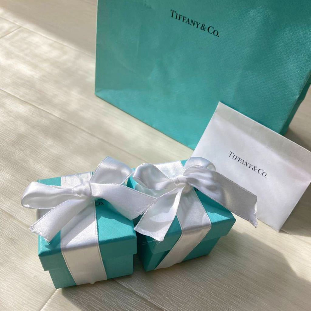  TIFFANY&Co. TIFFANY ハワイ 紙袋 ショップ袋 ティファニー ペア セット Tiffany& Co(その他)｜売買されたオークション情報、yahooの商品情報をアーカイブ公開 - オークファン その他