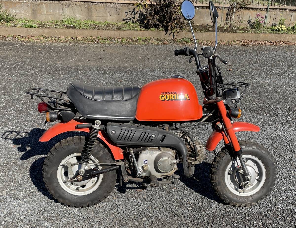 ゴリラ ホンダ ノーマル タンク以外もいろいろ違う。モンキーの兄貴分 
