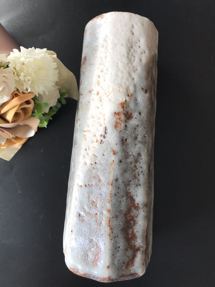 花器 加藤春鼎（造）鼠志野花入 花瓶 (造) -「志野花入」の落札