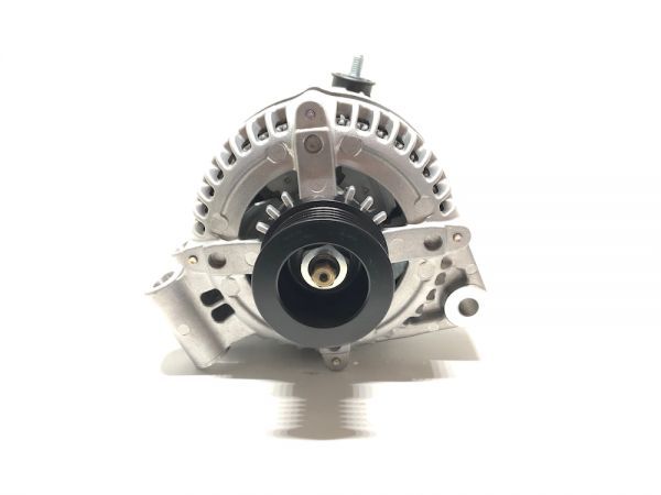 YLE500390OE 3RW 3rd レンジローバー RANGE ROVER オルタネーター DENSO ABA-LM44 ABA-LM42S