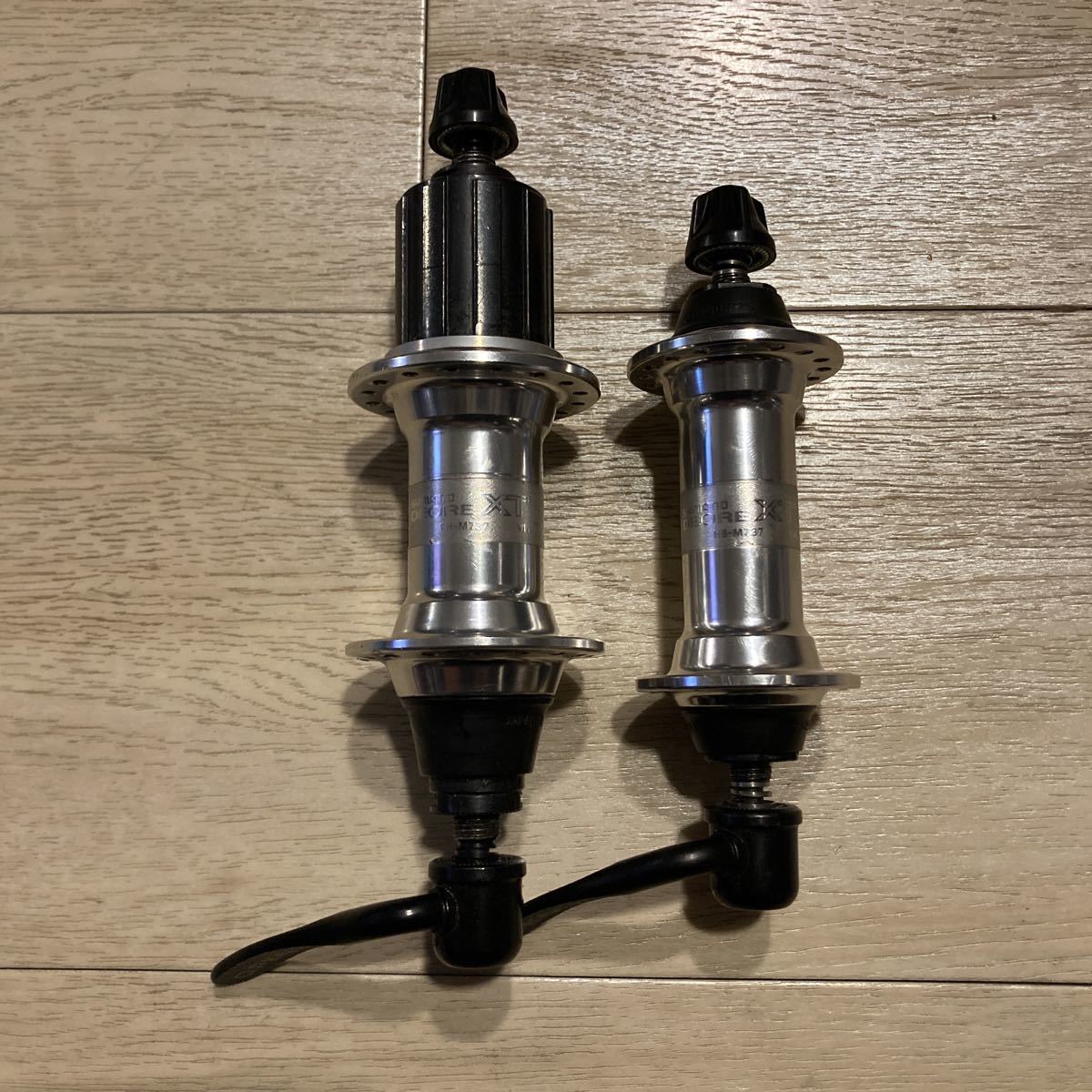 Shimano Deore XT M737 Quick Release Skewer Set – Front 100mm & Rear 135mm MTB