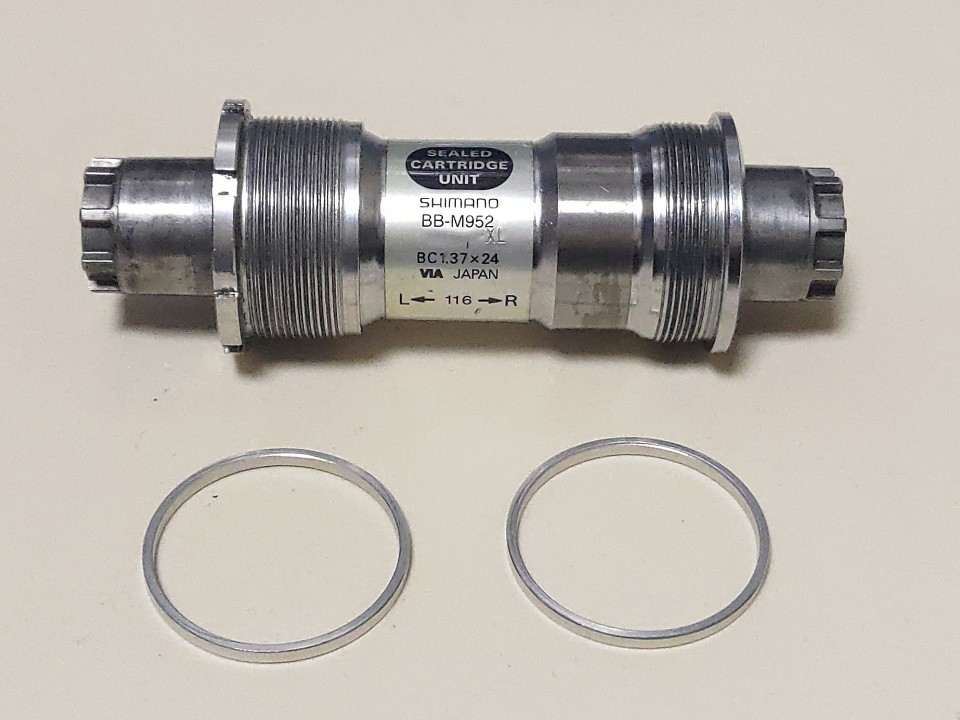 SHIMANO BB-M952 XTR ボトムブラケット オクタリンク old SHIMANO BB