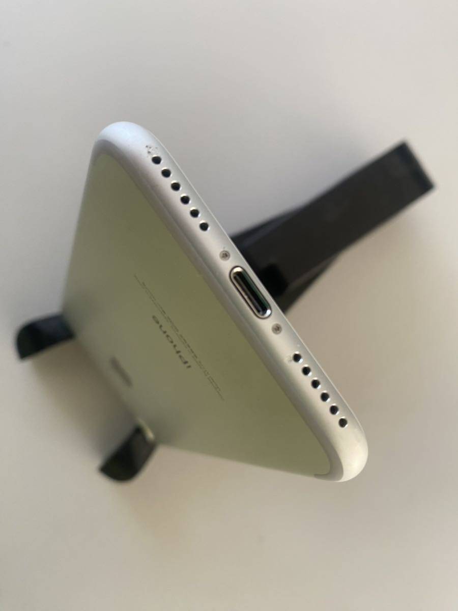 iPhone7 32GB シルバー SIMフリー SIMロック解除 32GB iPhone7