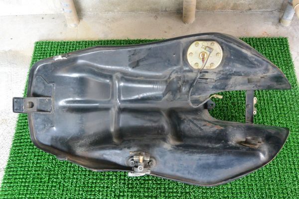 カワサキ 純正 GPZ750F ZX750A ガソリンタンク K-10 (検) Z750GP