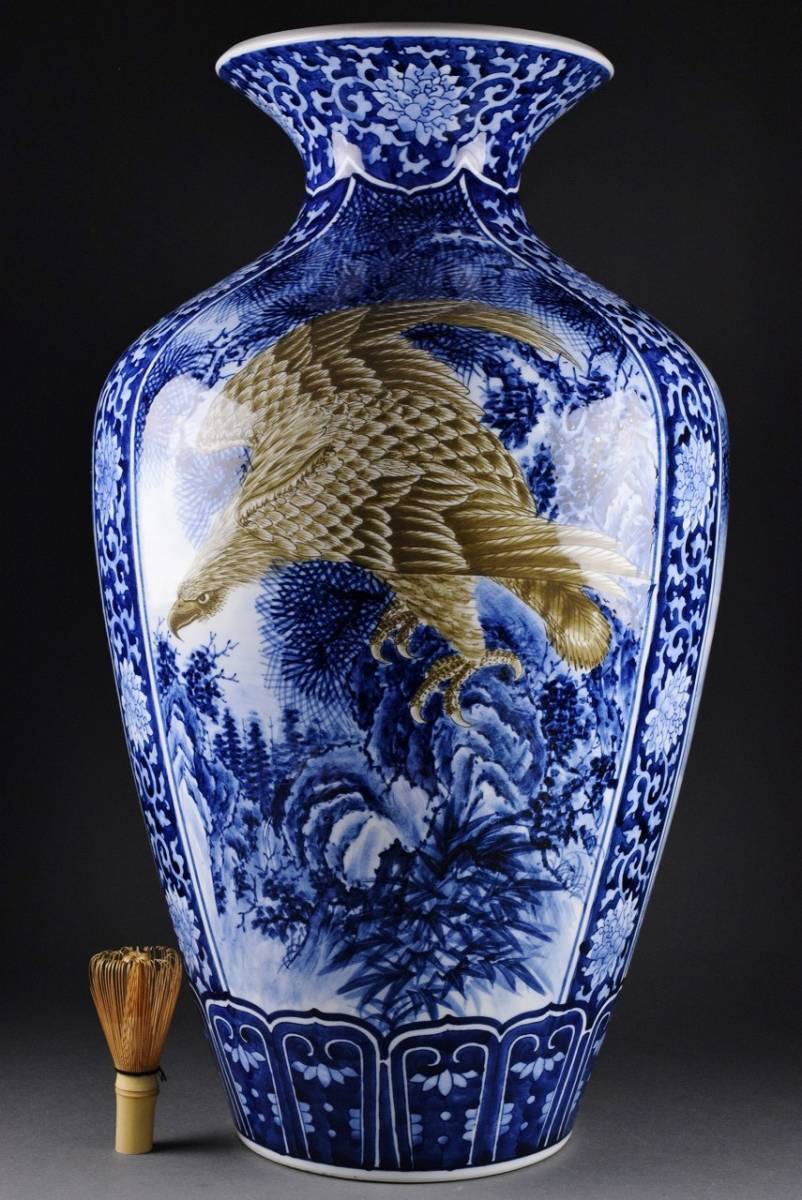 松右衛門 作 染付 三面窓絵鷹鶴鯉図 大花瓶 60.5㎝ 有田焼(2025 松右衛門 作 染付 三面窓絵鷹鶴鯉図 大花瓶 60.5㎝ 有田焼(2025