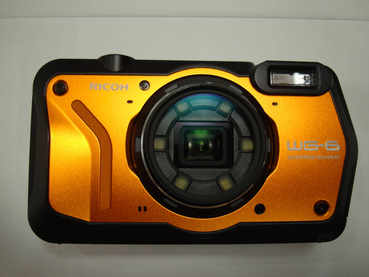 超美品・送料込み】 リコー RICOH WG-6 オレンジ シャッター数：20枚 WG-6