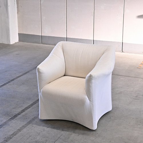 cassina 46万「684 PICCOLA TENTAZIONE/ピッコラテンタツィオーネ