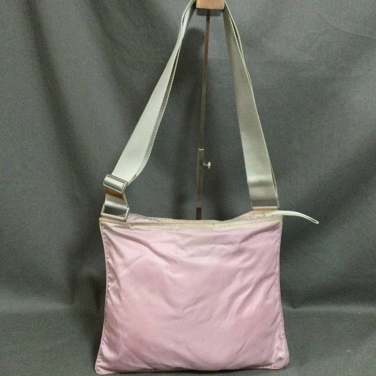 12/14 223369 PRADA プラダ ナイロン ショルダーバッグ ピンク系 軽量