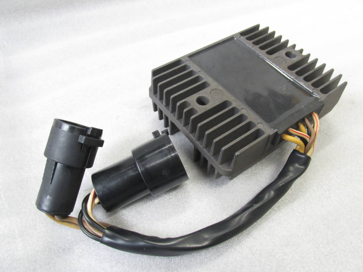 ○ ZX-12R ○ レギュレター ZXT20A 2000年 刻印SH689-12 ZX-12R