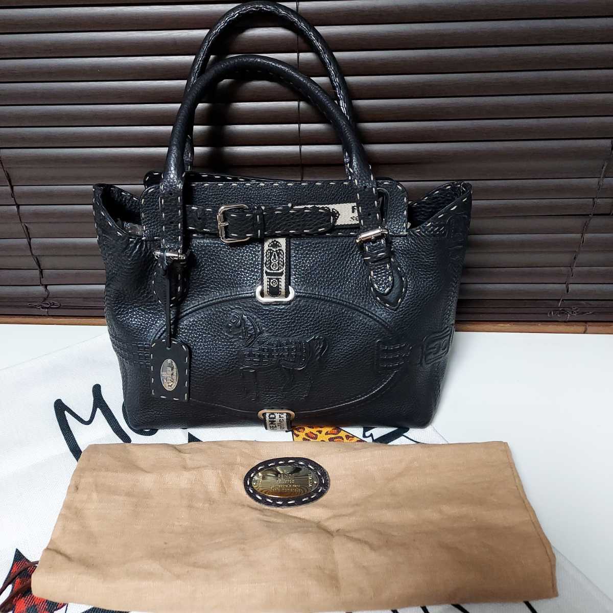 セレリア フェンディ FENDI ハンドバッグ レザー リンダ ピーカブー 