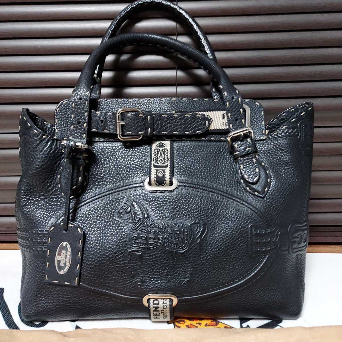 セレリア フェンディ FENDI ハンドバッグ レザー リンダ ピーカブー 