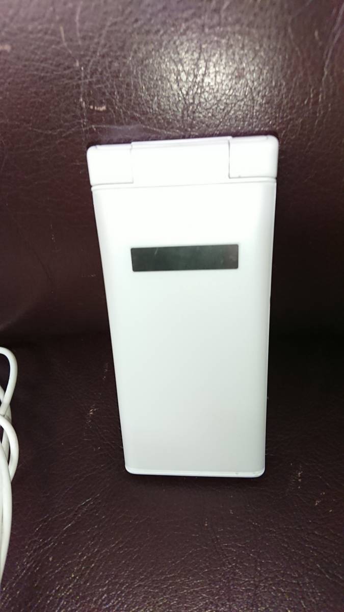 SoftBank DIGNO2 701KC ホワイト京セラ★4G★ガラホ★中古 ★送料無料★