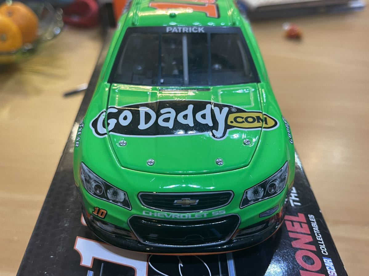 NASCAR 1/24 ACTION ダニカ パトリック #10 GoDaddy.com 2013 シボレー