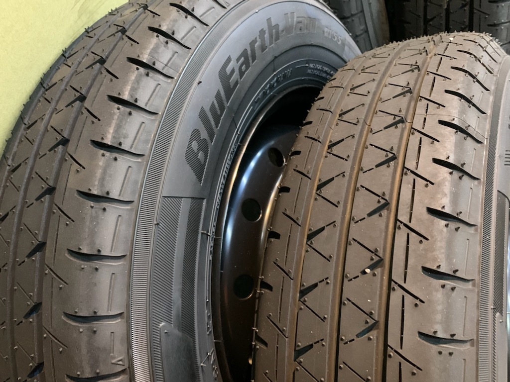スズキ エブリィ DA17V 新車外し 純正タイヤ 鉄チンホイール 4本セット