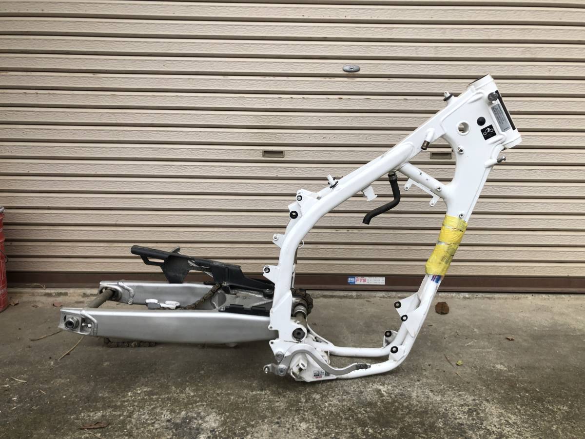 ハスクバーナ 2011年　TE250 メインフレーム　スイングアーム　セット　返納書類有