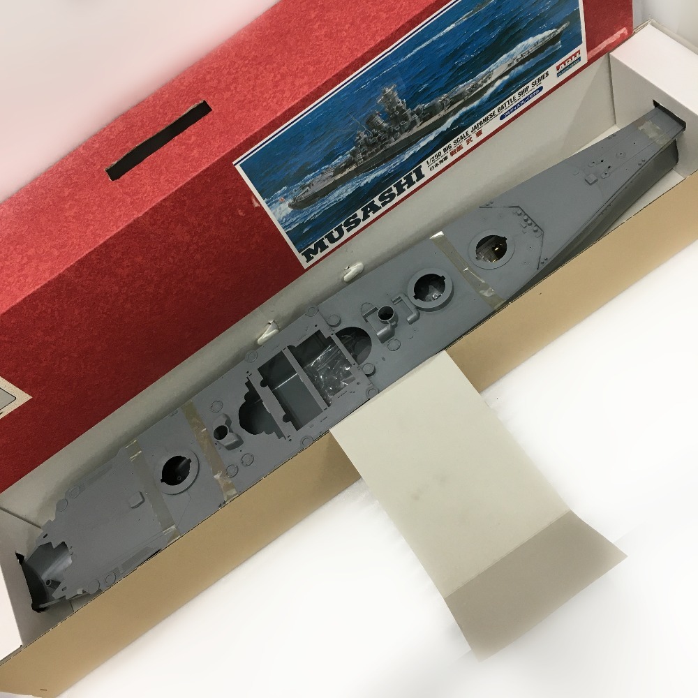 ARII MUSASI 日本海軍 戦艦 武蔵 1/250 フルディスプレイモデル 未使用に