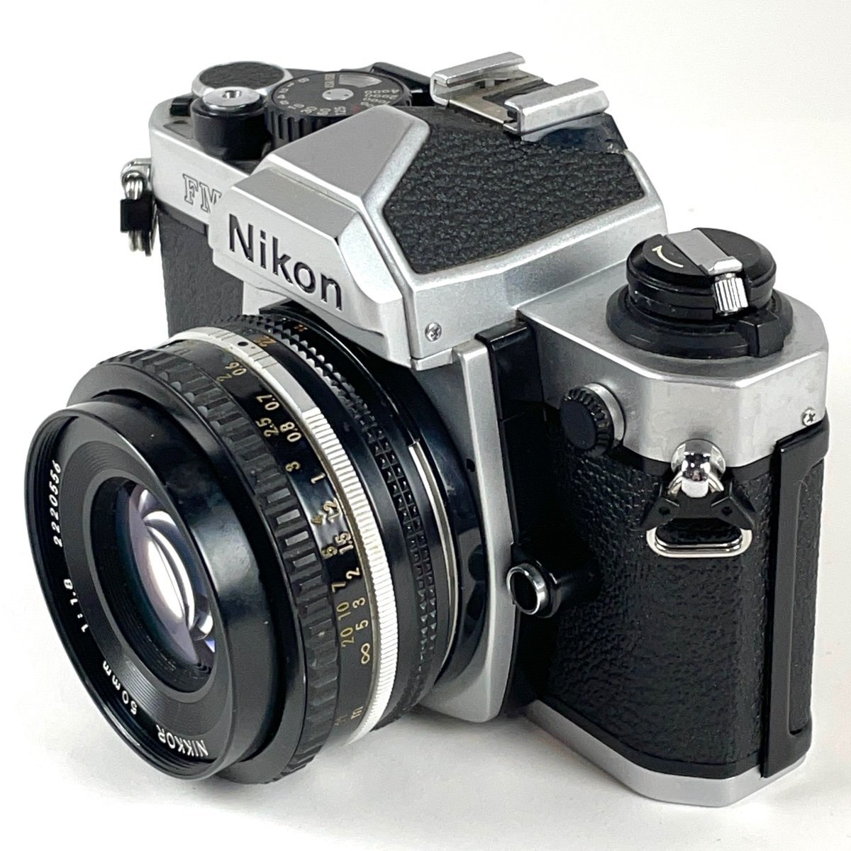 Nikon FM シルバー＋NIKKOR 50mmレンズ 動作確認済み ニコン Nikon FM2N シルバー + Ai-S NIKKOR 50mm F1.8 フィルム