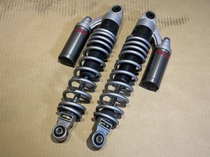 ｃｂ1300 リアサスのヤフオク!の相場・価格を見る｜ヤフオク!の ...