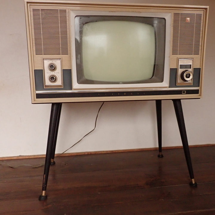National レトロ テレビ 動作確認済み National RANGER-508 AM/FM/TV