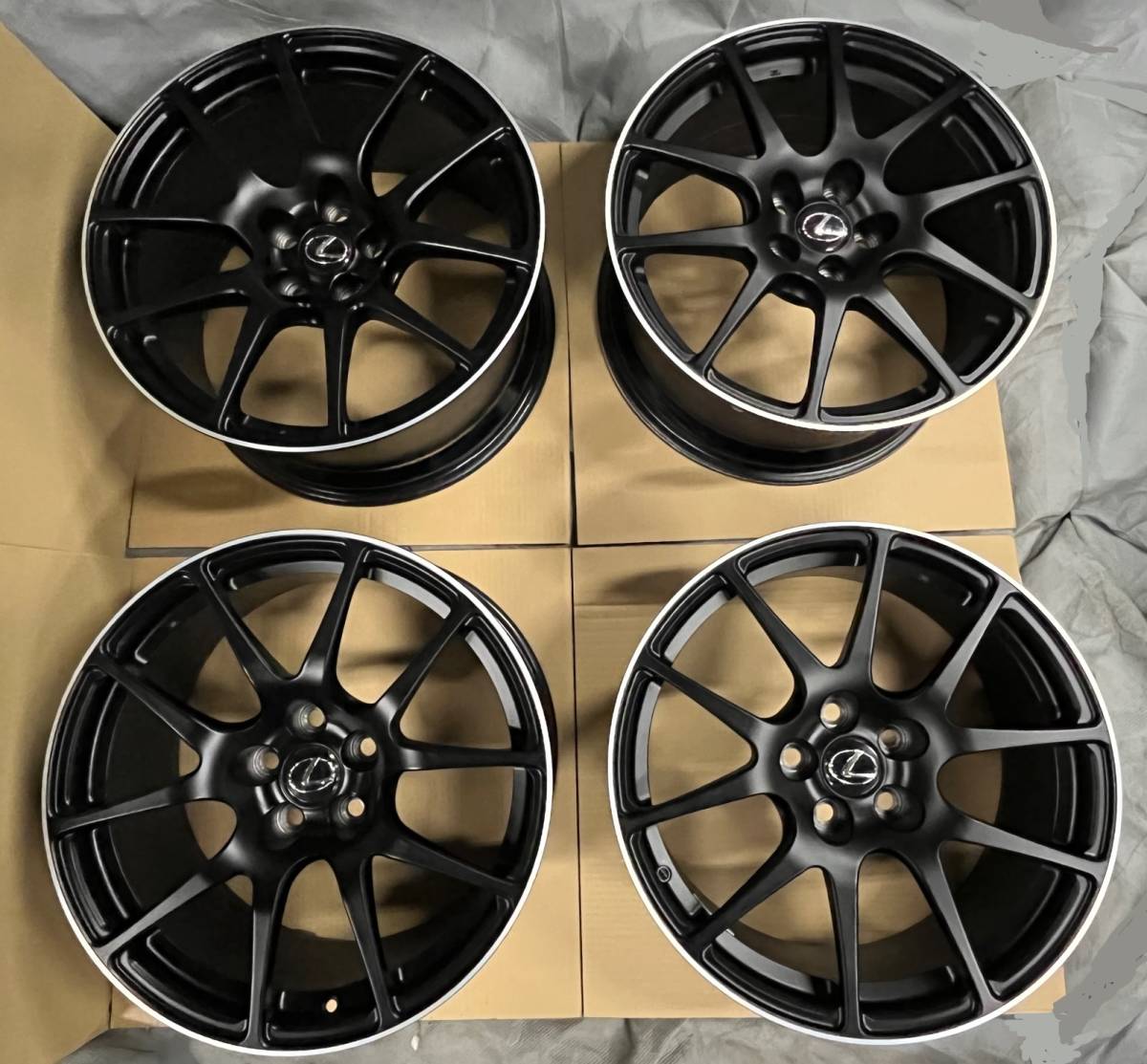 RC レクサスRC パフォーマンスパッケージ | F F“パフォーマンス 