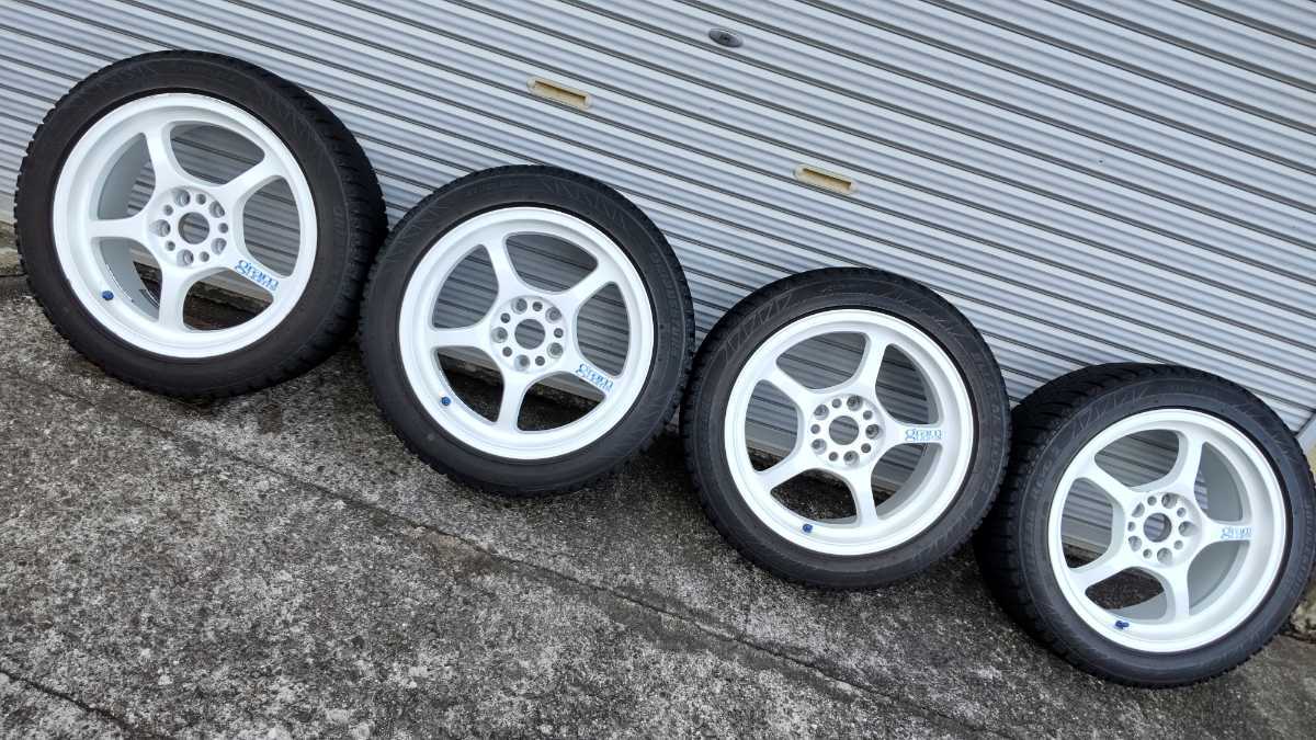 RAYS レイズ GRAM LIGHTS 57C 【 7，5JJ / PCD114，3 / +30 