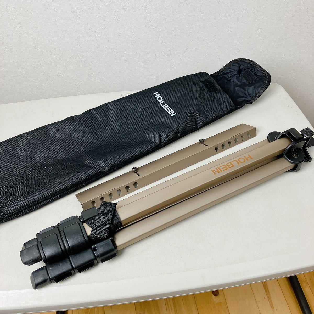 【即日発送】HOLBEIN野外用イーゼル ニューシルバーイーゼル No.223