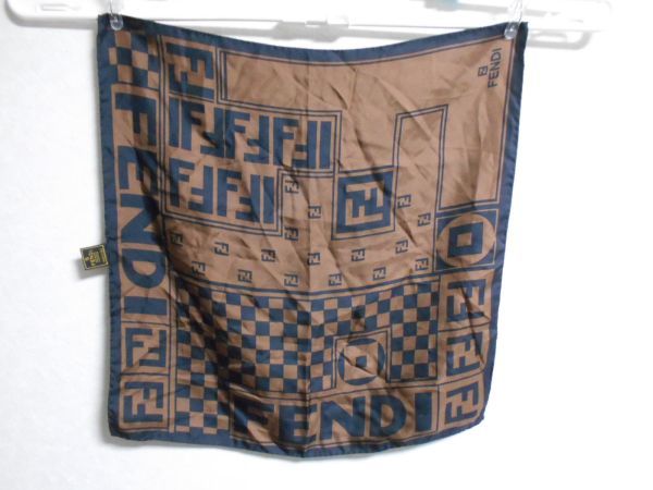美品☆フェンディ☆絹スカーフ*茶 FENDI(バンダナ⁄スカーフ 美品☆フェンディ☆絹スカーフ*茶 FENDI(バンダナ⁄スカーフ