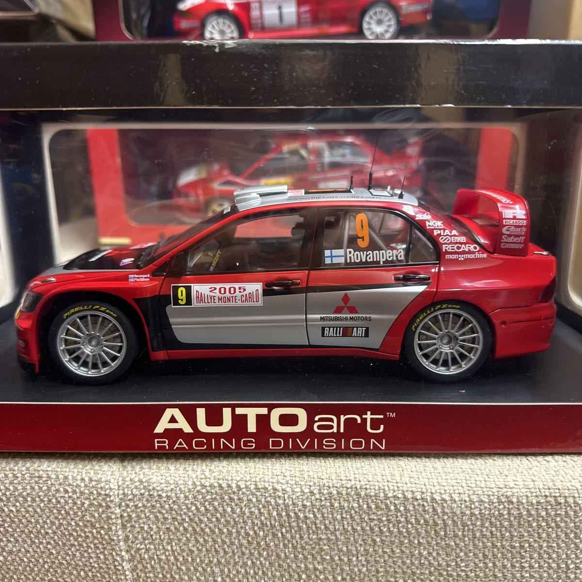 オートアート 三菱　ランサー　WRC 2005モンテカルロラリー　 ラリーアートカラー　1/18 ロバンペラ