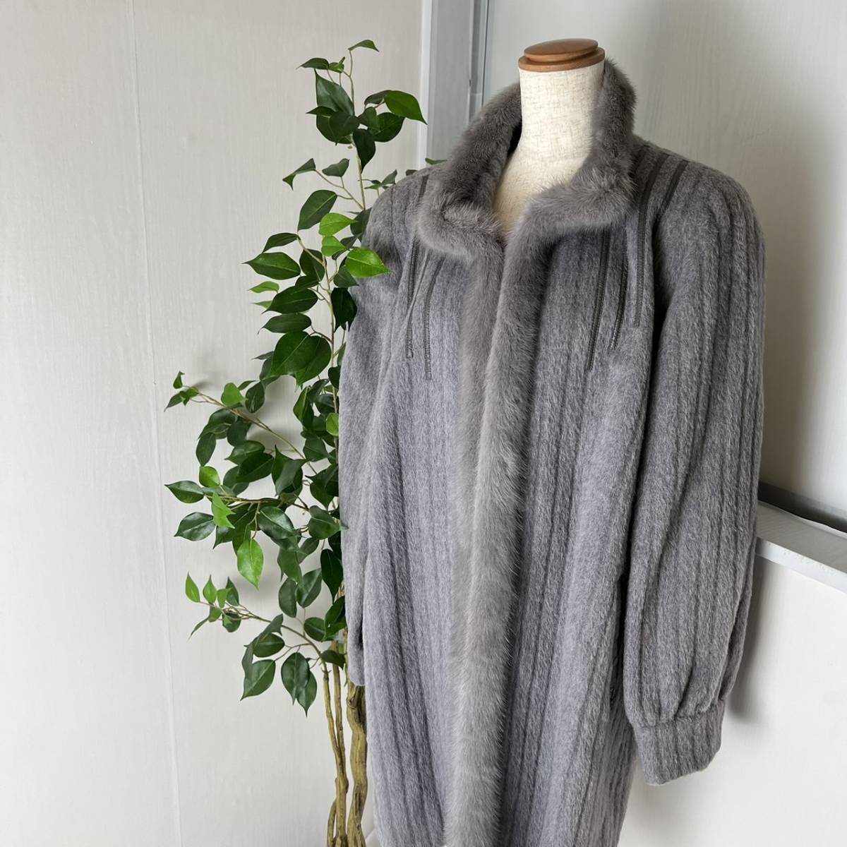 221215　希少品！アルパカ75% ミンクファー　ふわふわロングコート　極暖　ストライプ　Cremona レディース　ブルーグレー　リアルファー