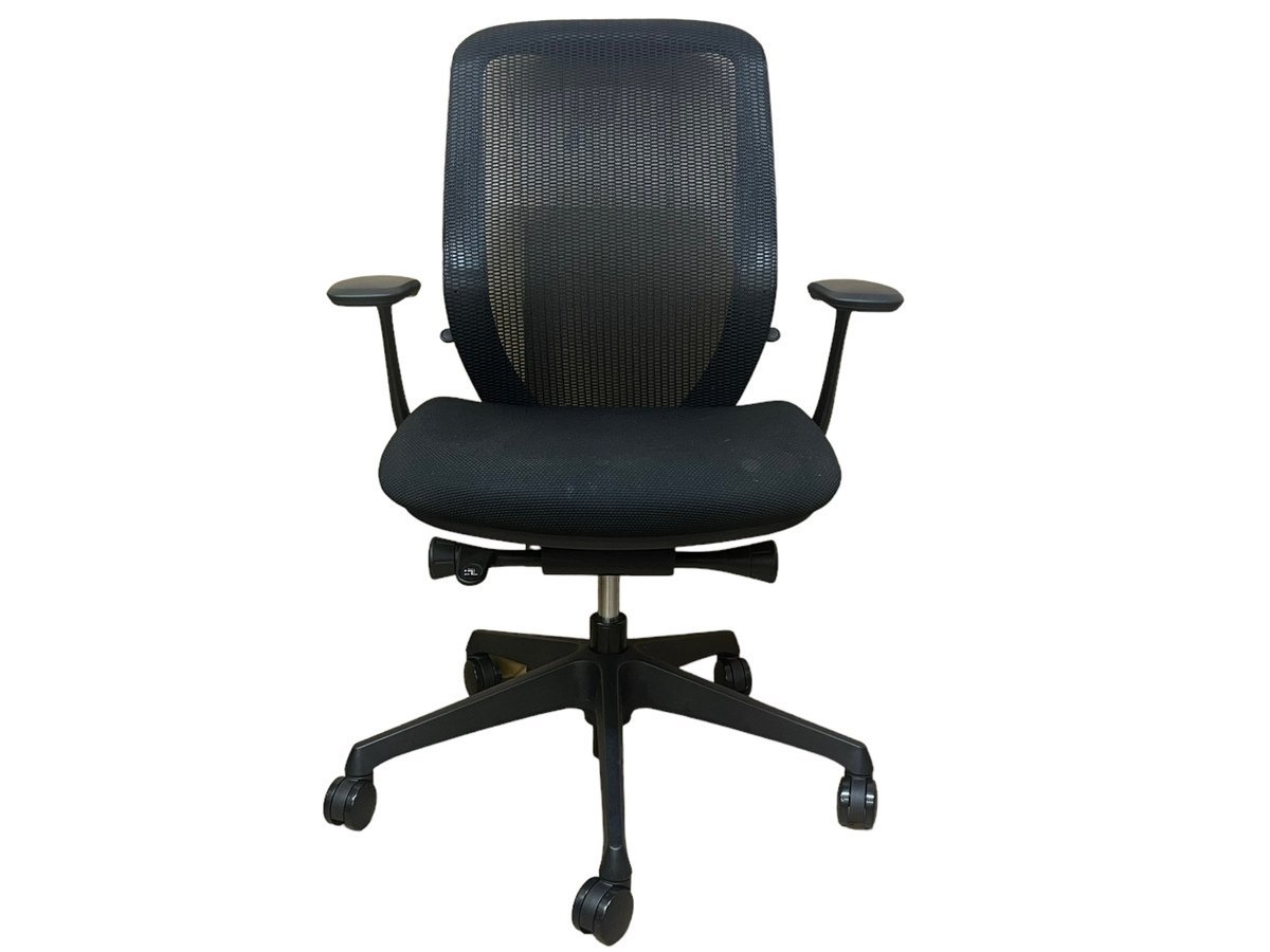 オカムラ オフィスチェア Sylphy C685XR-FMP1 2017年製 ハイバック メッシュタイプ アジャストアーム付 ブラックボディ ナイロンキャスター