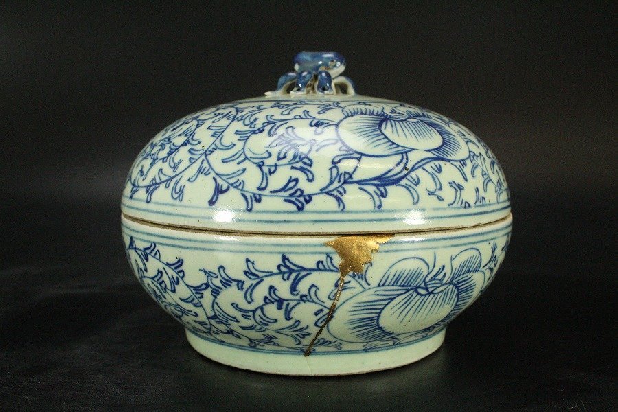 中国美術 青花 纏枝蓮花紋 獣耳 壷 高18.2cm(LC515) 銀閣】中国美術 青花 纏枝蓮花紋 蓋物 旧家蔵出(ZD638) 【公式通販】